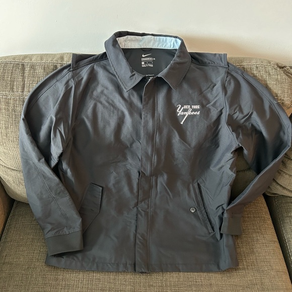 Nike Other - Nike New York Yankees Team Clubhouse Black Jacket Vented MLB Baseball Men’s Sz:L